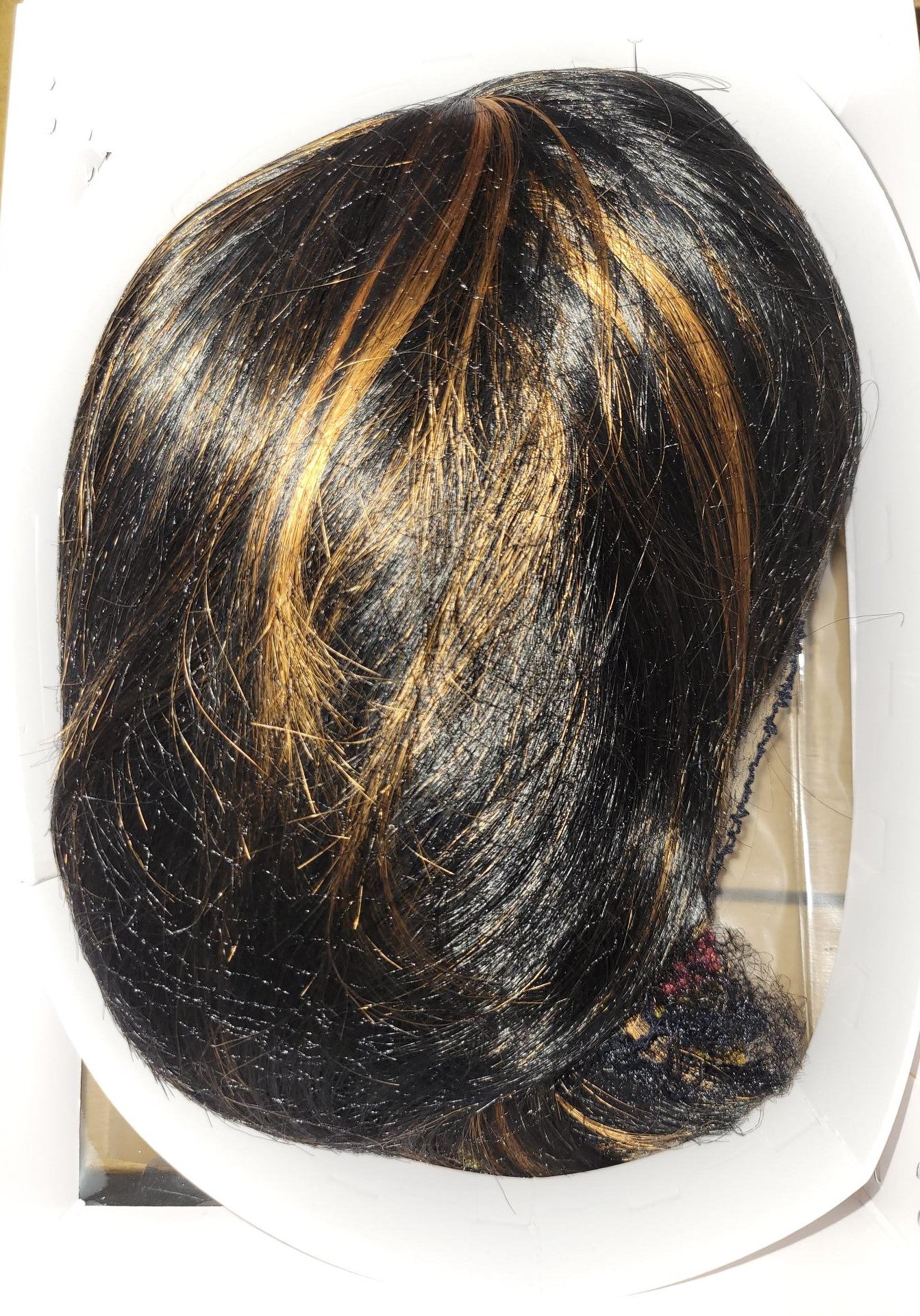 ROYAL WIG